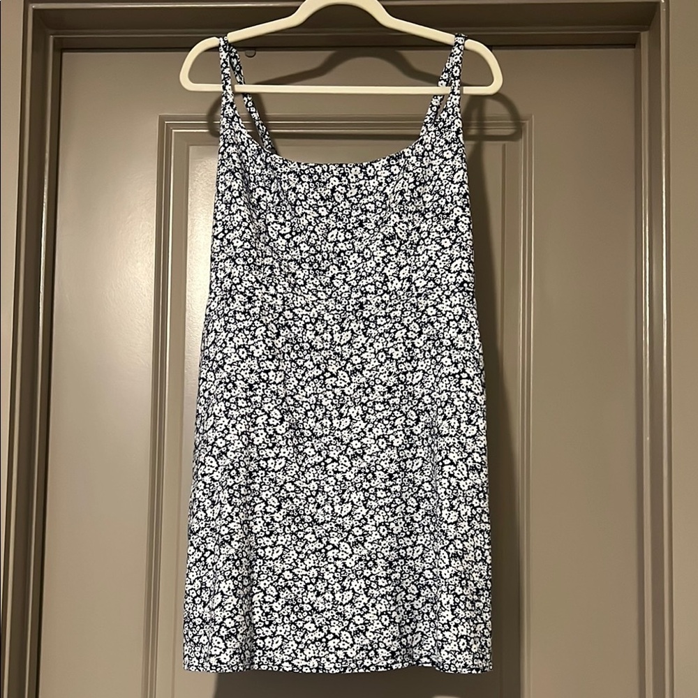Old Navy Navy and White Spaghetti Strap Linen Sundress